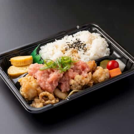 梅おろし塩唐弁当 | 西宮市小松西町でからあげとお弁当のテイクアウトとデリバリーならこまつのポテカラ屋